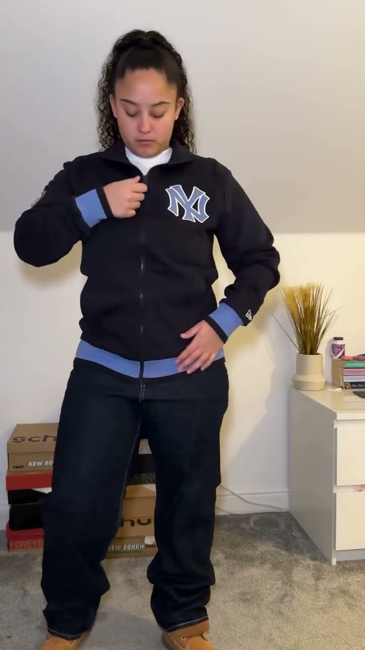 尤其是足球